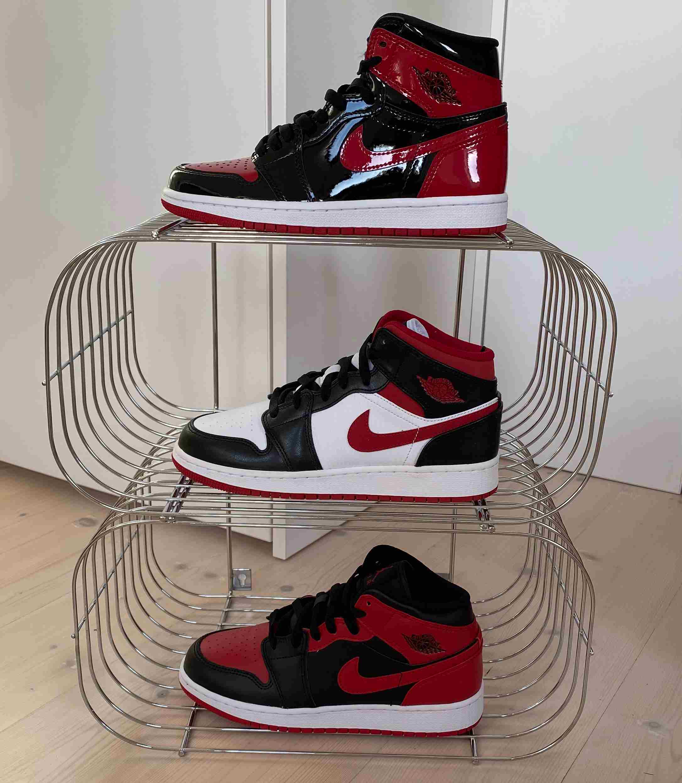 Stojak na buty oraz Air Jordan